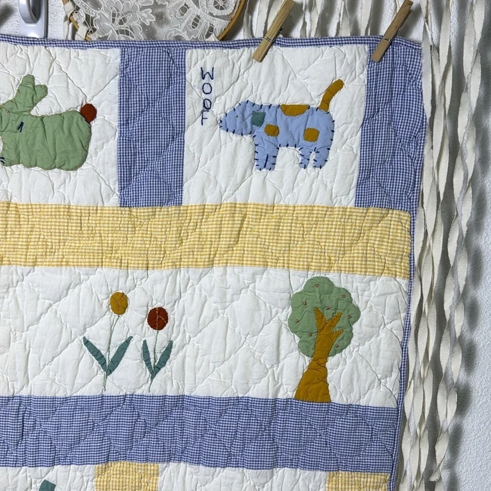 Vintage Banian LTD Made in India Farm Animal Crib Quilt Blanket Childs Quilt